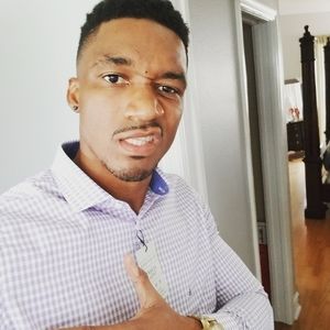 Meet your Posher, Derrye